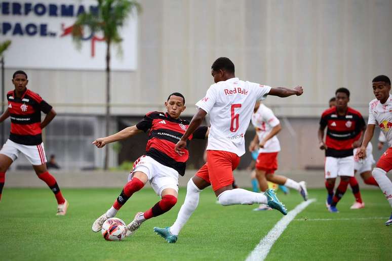 Massa Bruta levou a melhor sobre o Rubro-Negro em Atibaia &ndash;