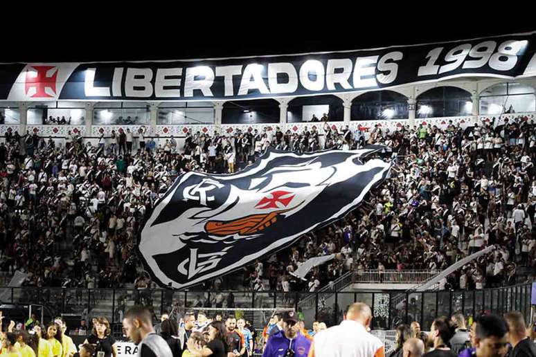 Torcida do Vasco promete grande festa em S&atilde;o Janu&aacute;rio &ndash;