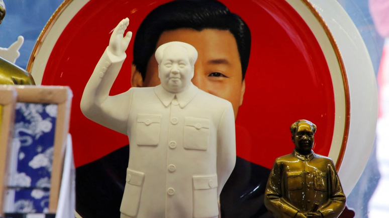 A fam&iacute;lia de Xi Jinping foi perseguida durante a Revolu&ccedil;&atilde;o Cultural de Mao Ts&eacute;-Tung