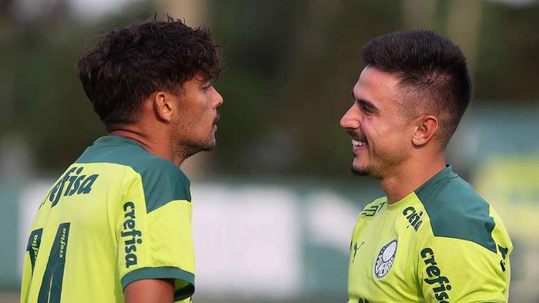 Gustavo Scarpa e Willian quando atuavam pelo Palmeiras &ndash;