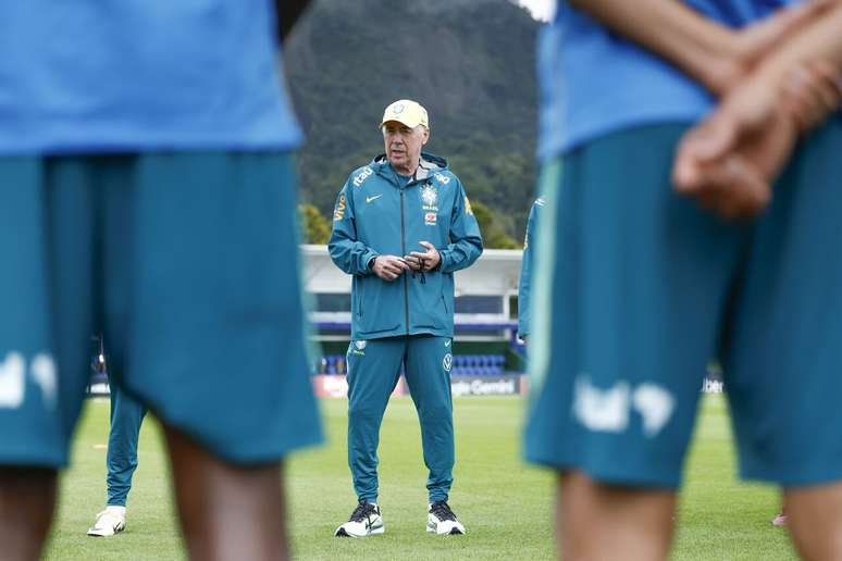 Ancelotti teve o elenco completo &agrave; disposi&ccedil;&atilde;o pela primeira vez &ndash;