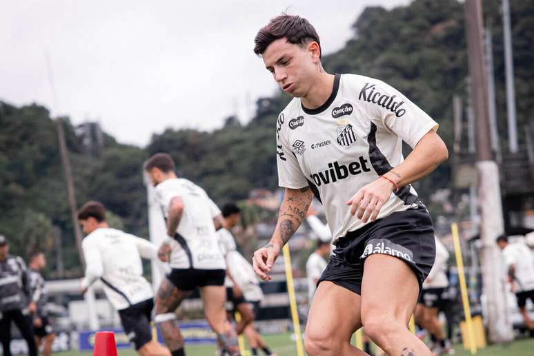 Barreal est&aacute; pr&oacute;ximo de voltar aos gramados &ndash;