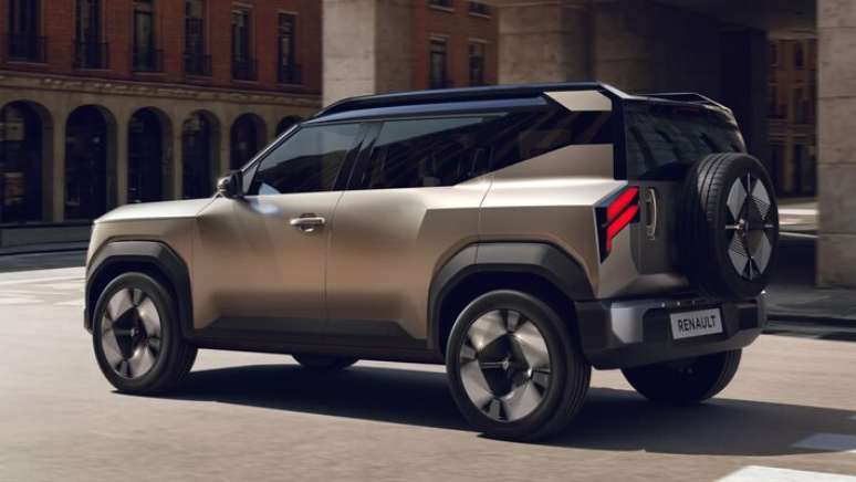 Renault Bridger Concept tem estepe na tampa do porta-malas assim como o cl&aacute;ssico Duster