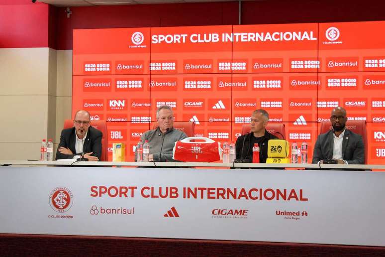 Eduado Baptista chega com contrato at&eacute; o fim da temporada &ndash;