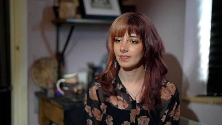 Shari Overton diz ter orgulho da m&atilde;e por "lutar por si mesma"