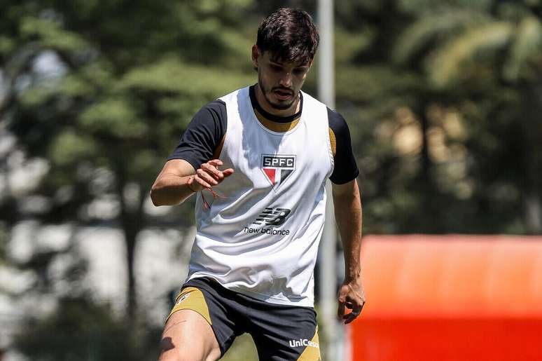 Bobadilla pode retornar ao S&atilde;o Paulo diante do Santos &ndash;