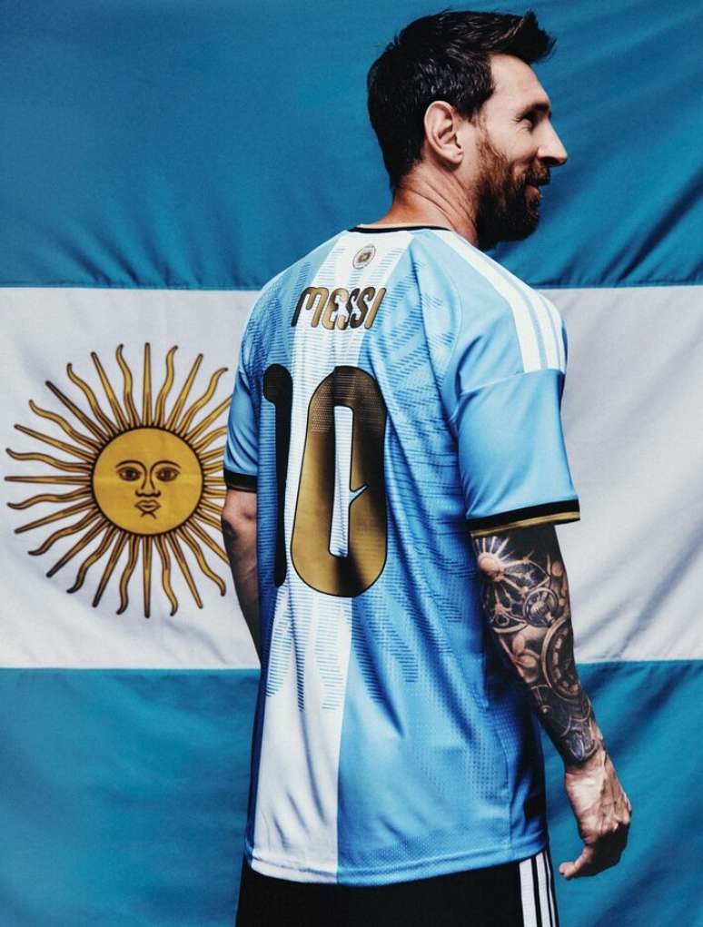Uniforme especial lan&ccedil;ado pela Adidas para despedida de Lionel Messi da Argentina.