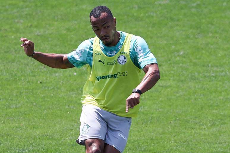 Marlon Freitas j&aacute; soma 52 partidas na temporada com a camisa do Palmeiras &ndash;