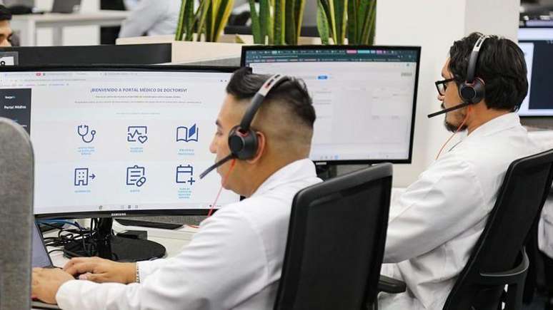 Em El Salvador, o DoctorSV funciona com tecnologia do Google Cloud e administra consultas, sugere diagn&oacute;sticos, tratamentos e exames laboratoriais
