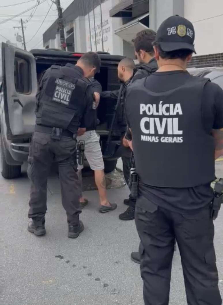 Operação Red Card resultou no cumprimento de 16 mandados de prisão e 33 de busca e apreensão.