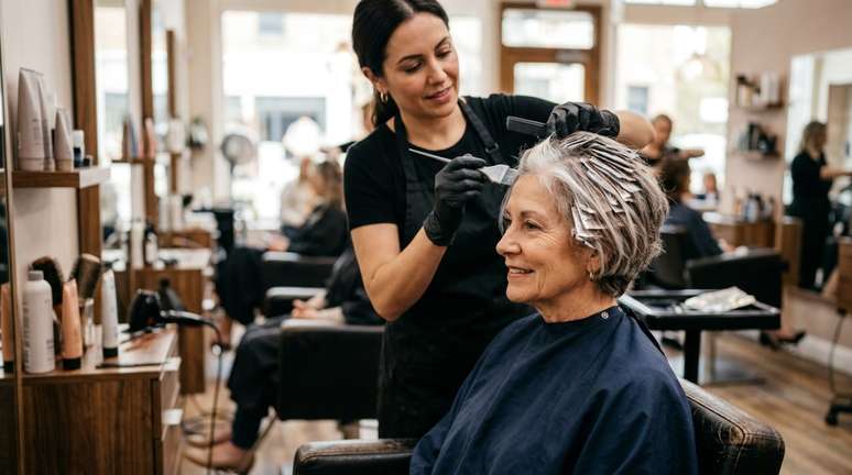 O objetivo do grey blending n&atilde;o &eacute; transformar todo o comprimento em cinza.
