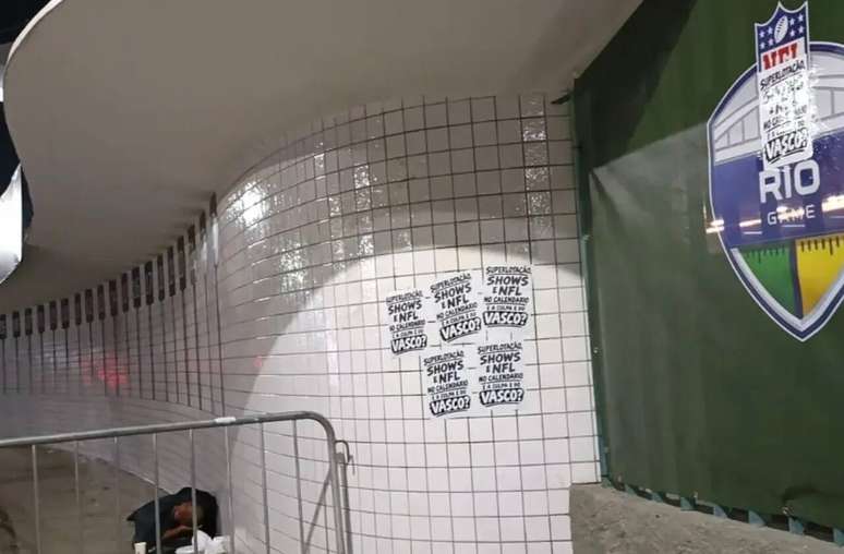 Protesto de torcedores na bilheteria do Maracan&atilde; &ndash;