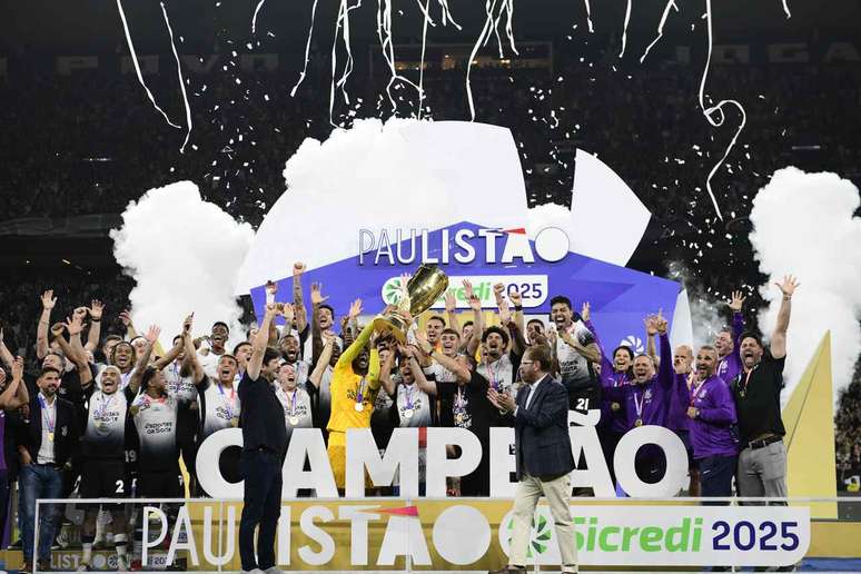 Em 2025, Memphis Depay liderou o Corinthians nos t&iacute;tulos do Paulist&atilde;o e da Copa do Brasil &ndash;