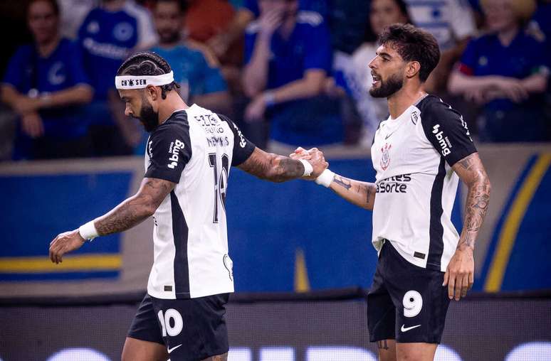 Memphis Depay e Yuri Alberto ainda n&atilde;o atuaram juntos no segundo semestre&nbsp; &ndash;
