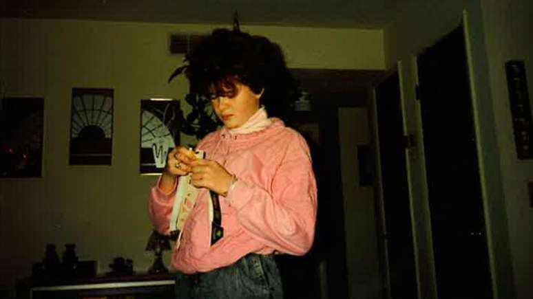 Pike, retratada na foto quando adolescente, matou Slemmer em janeiro de 1995 depois de dizer a uma amiga que "simplesmente se sentia mal naquele dia", segundo documentos judiciais.