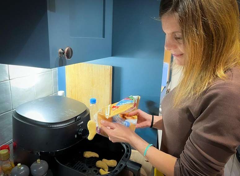 At&eacute; mesmo os ingredientes com nomes mais qu&iacute;micos presentes nos nuggets de frango s&atilde;o testados e aprovados de acordo com as leis alimentares do Reino Unido.