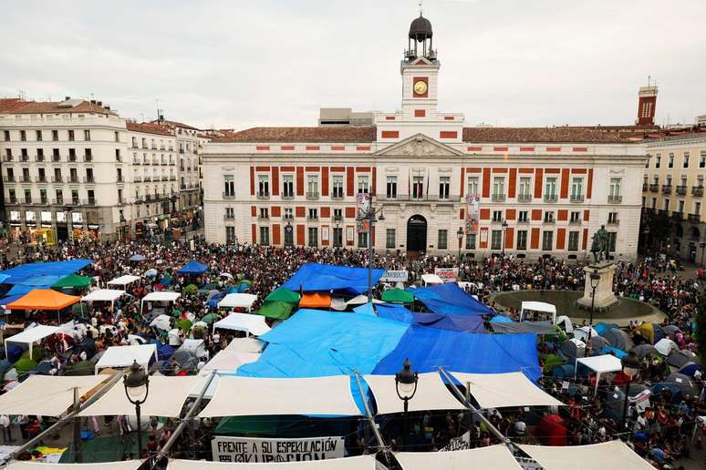 Acampamento na Puerta del Sol