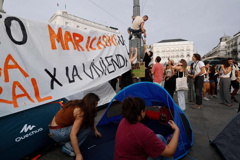 Acampamento na Puerta del Sol