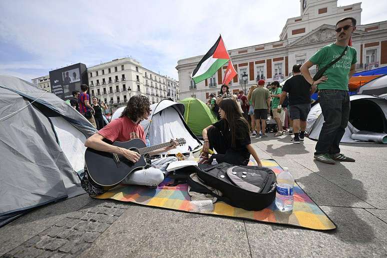 Acampamento na Puerta del Sol
