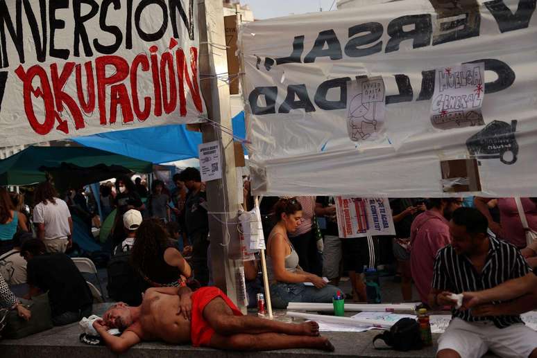 Acampamento na Puerta del Sol