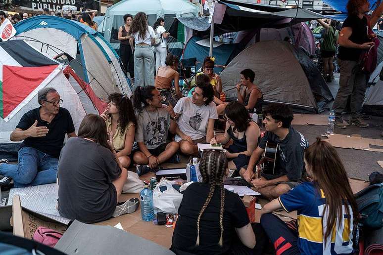 Acampamento na Puerta del Sol