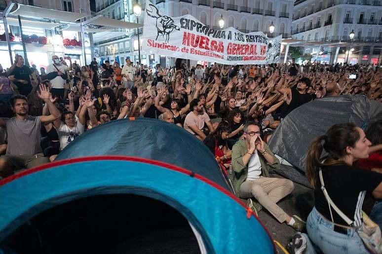 Acampamento na Puerta del Sol