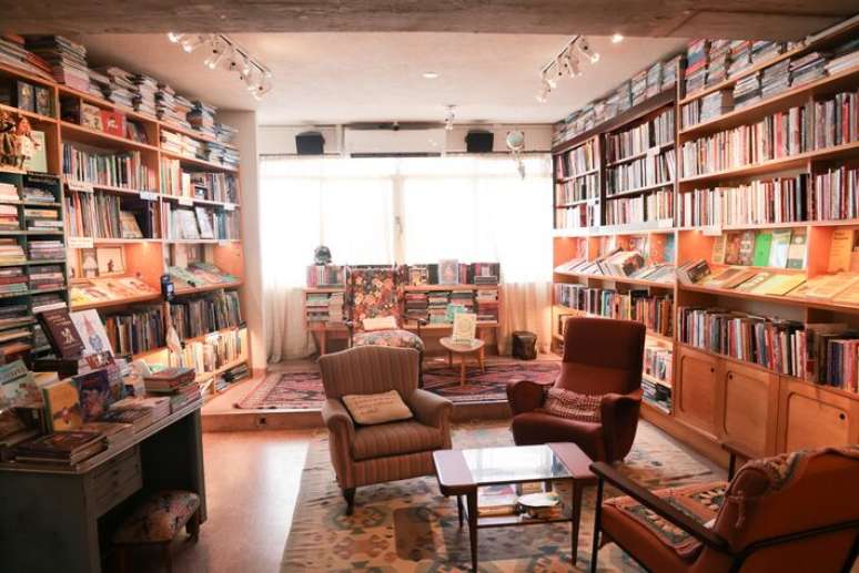O edital previu um investimento total de R$ 5,6 milh&otilde;es, dividido entre 112 espa&ccedil;os culturais da capital. Na imagem, a Livraria bibla