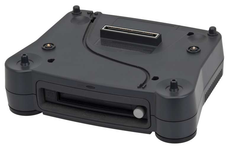 O perif&eacute;rico Nintendo 64 Disk Drive, lan&ccedil;ado apenas no Jap&atilde;o