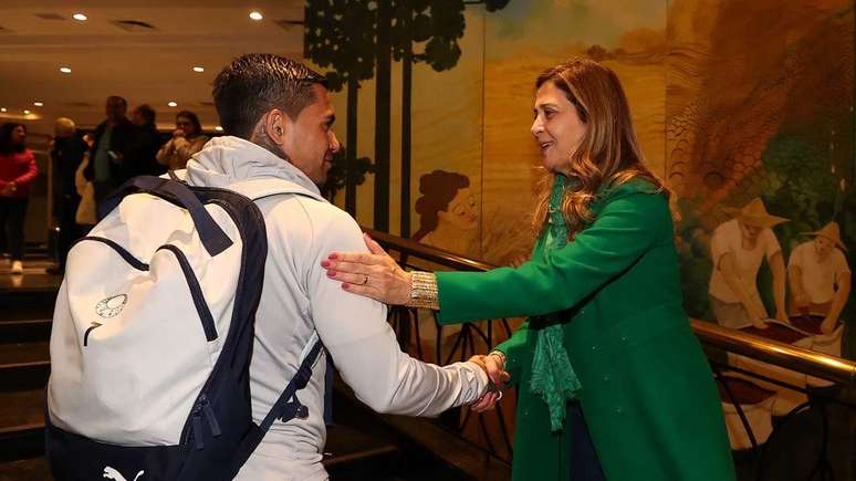 Dudu deixou o Palmeiras ap&oacute;s rusgas com Leila Pereira &ndash;