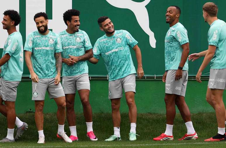 Jogadores do Palmeiras durante o treinamento desta quinta-feira (1) &ndash;