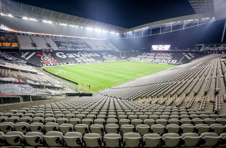 Clube busca acordo para encerrar d&iacute;vida e avalia entregar naming rights ao banco &ndash;