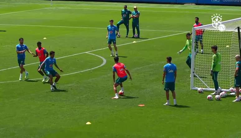 Sele&ccedil;&atilde;o faz &uacute;ltimo treino em Brisbane &ndash;