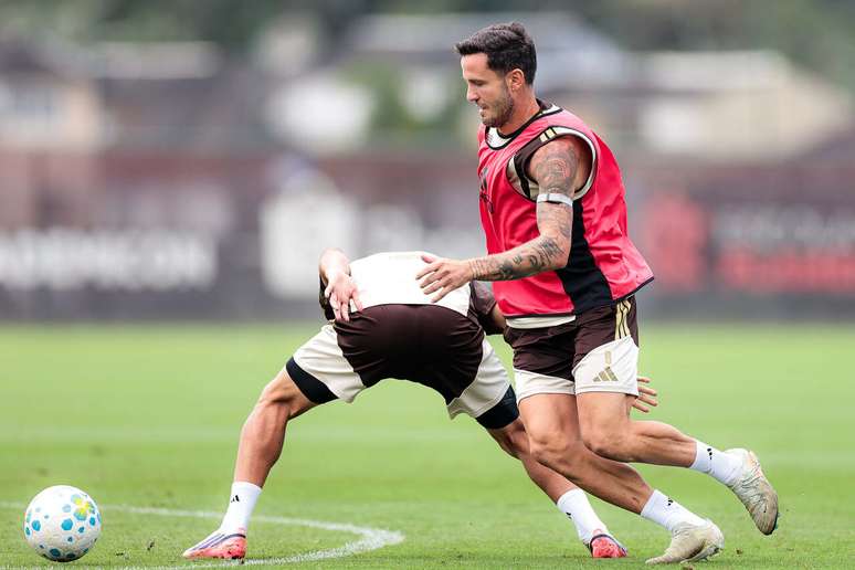 Sa&uacute;l em treino do Flamengo nesta quinta (1&ordm;/10) &ndash;