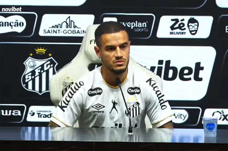 Coutinho ganhou espa&ccedil;o ap&oacute;s apresentar evolu&ccedil;&atilde;o nos &uacute;ltimos treinamentos &ndash;
