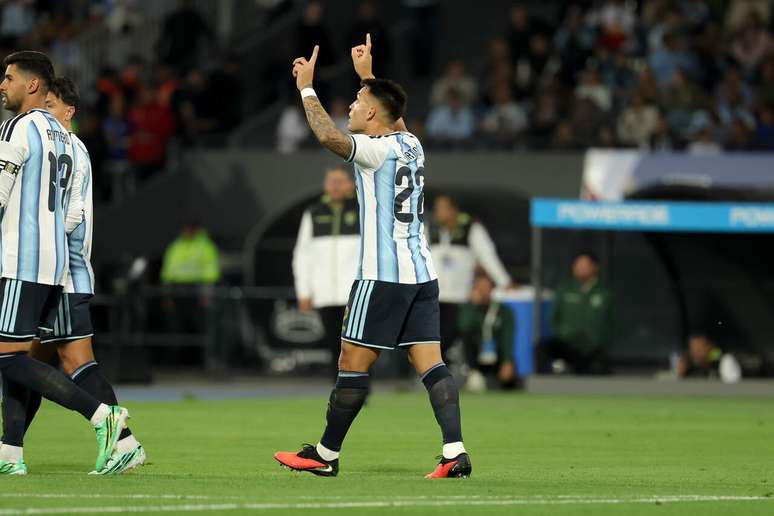 Lautaro Mart&iacute;nez tamb&eacute;m deixou o dele na goleada da Albiceleste sobre bolivianos &ndash;
