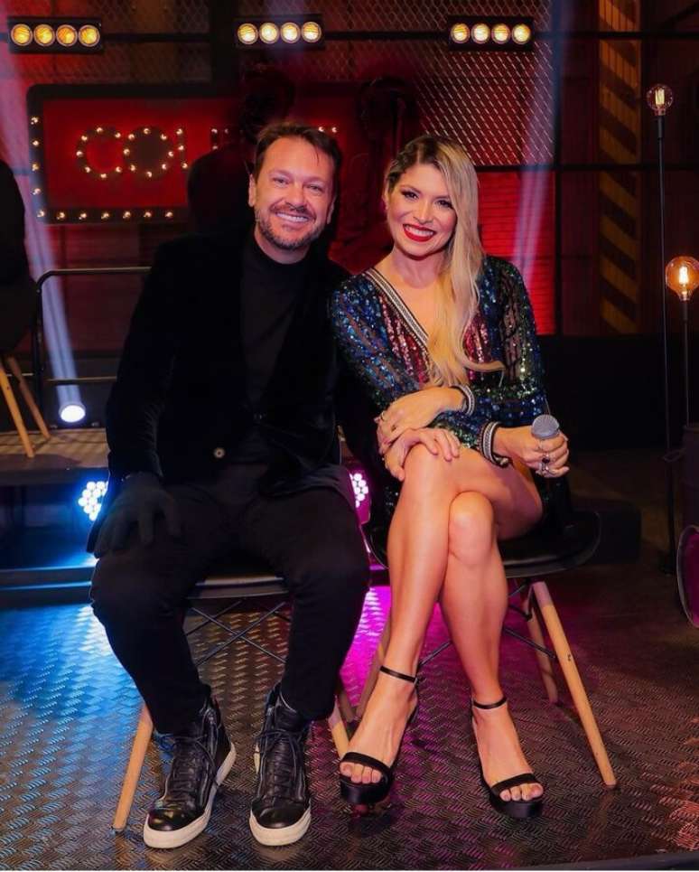 Albert Bressan, marido de Adryana Ribeiro, criticou nas redes sociais a forma como a cantora recebeu a not&iacute;cia