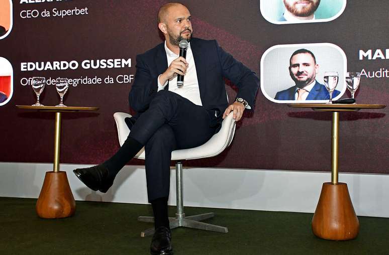 Fluminense teme impacto financeiro ap&oacute;s fim do patroc&iacute;nio da Superbet &ndash; FOTO: MAILSON SANTANA/FLUMINENSE