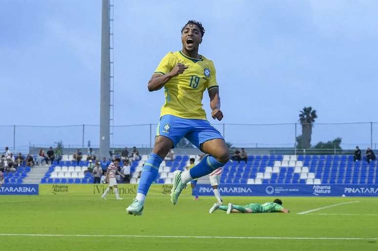Heittor tem tido boas atua&ccedil;&otilde;es pela Sele&ccedil;&atilde;o Brasileira sub-20 &ndash;