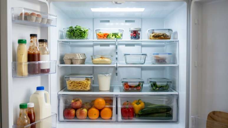 Organizar o refrigerador de forma adequada protege a sa&uacute;de da fam&iacute;lia e prolonga a vida &uacute;til do eletrodom&eacute;stico.