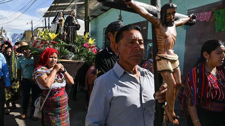 Uma prociss&atilde;o em agosto pediu chuva em Santo Domingo Xenacoj, no Departamento de Sacatep&eacute;quez, regi&atilde;o central da Guatemala