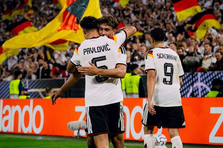 Alemanha conquistou a primeira vit&oacute;ria sob o comando de J&uuml;rgen Klopp &ndash;