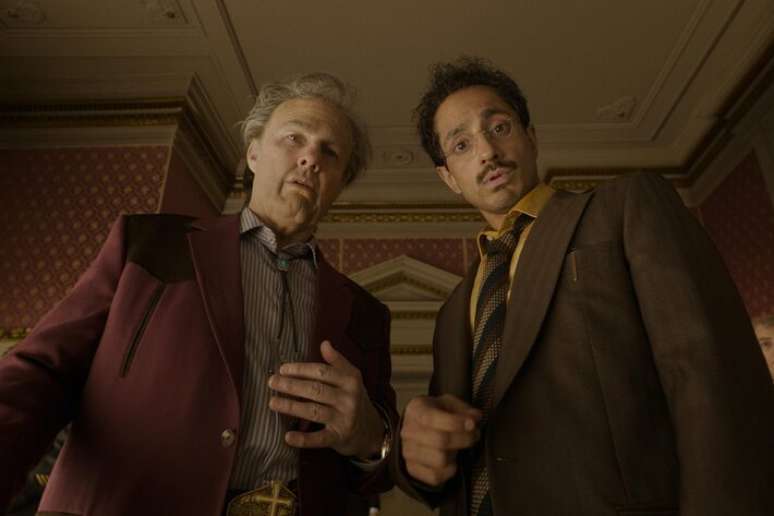 Tom Cruise e Riz Ahmed em 'Digger'