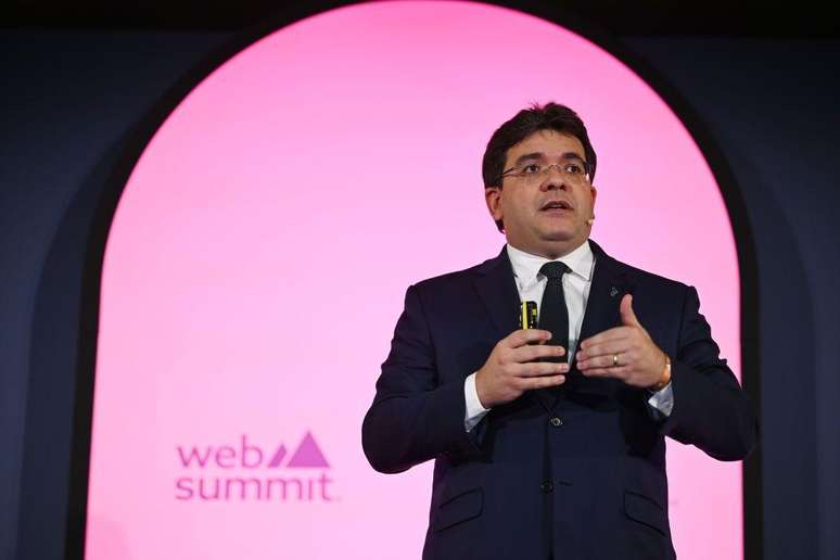 Fonteles tem hist&oacute;rico mais empresarial que militante do PT