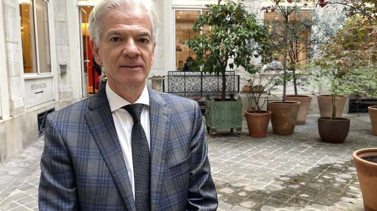 O c&ocirc;nsul-geral do Brasil em Paris, F&aacute;bio Mendes Marzano. Em Paris, em 4 de outubro de 2026.