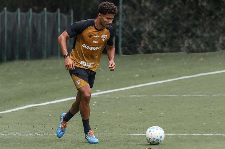 S&atilde;o Paulo treino nesta segunda-feira no CT da Barra Funda &ndash;
