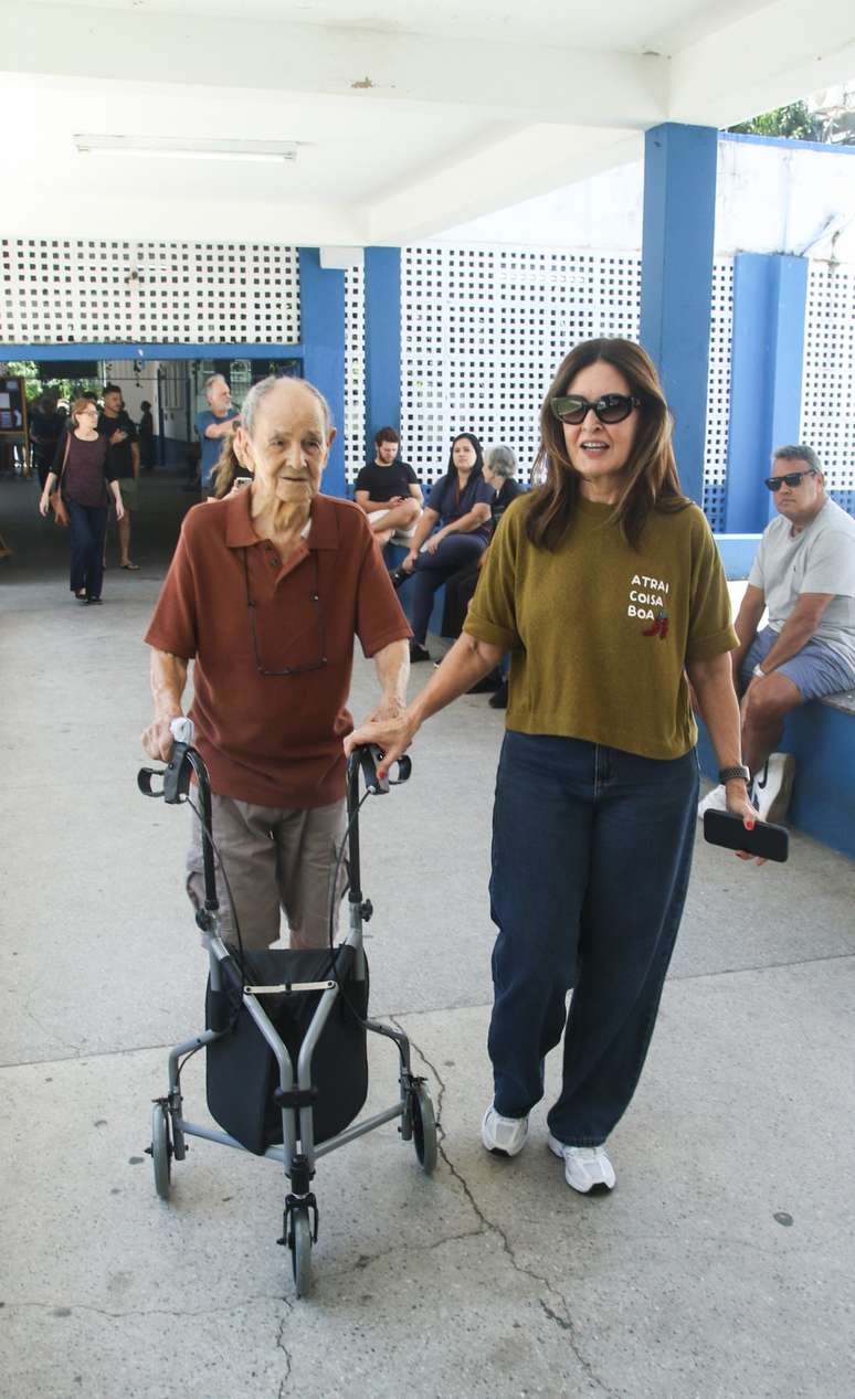 F&aacute;tima Bernardes e o pai 