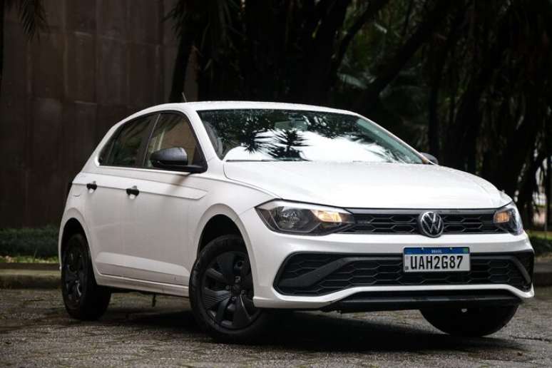 Volkswagen Polo entrega mais do que Hyundai i20 ao volante.