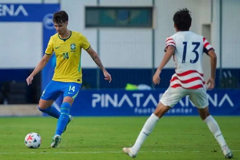 Vit&atilde;o jogou pela Sele&ccedil;&atilde;o Brasileira sub-20 nesta Data Fifa &ndash;