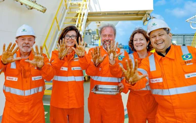 Lula levou Alcolumbre em visita &agrave; sonda que realiza perfura&ccedil;&atilde;o do po&ccedil;o Morpho, na Margem Equatorial, no Amap&aacute;, em agosto