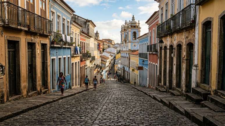 A preserva&ccedil;&atilde;o da arquitetura barroca e dos casar&otilde;es coloridos consolida o patrim&ocirc;nio mundial hist&oacute;rico de Salvador.